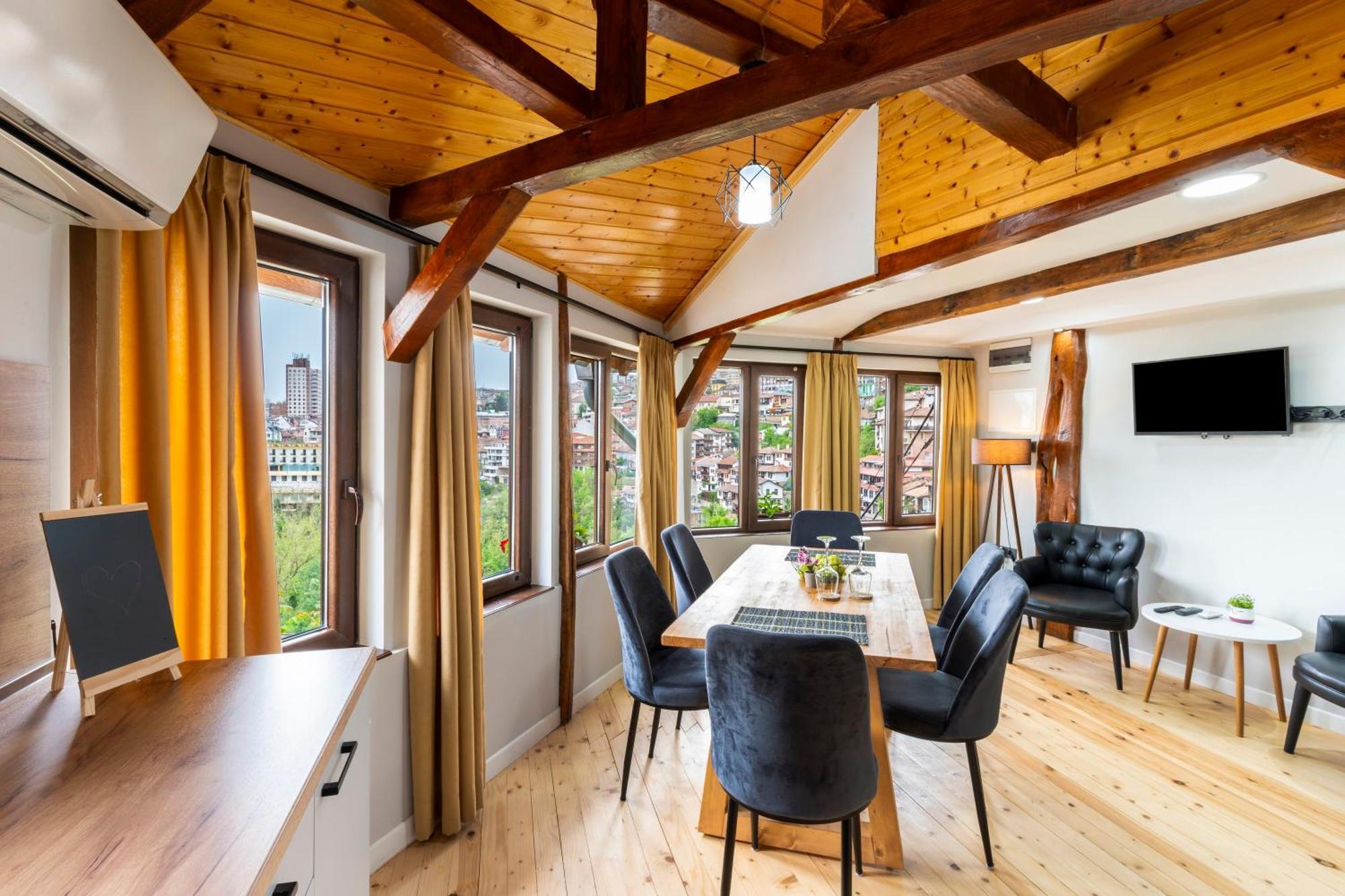 Bobevata Guest House - Floor 2 - Stunning View Old Town Veliko Tŭrnovo Eksteriør bilde