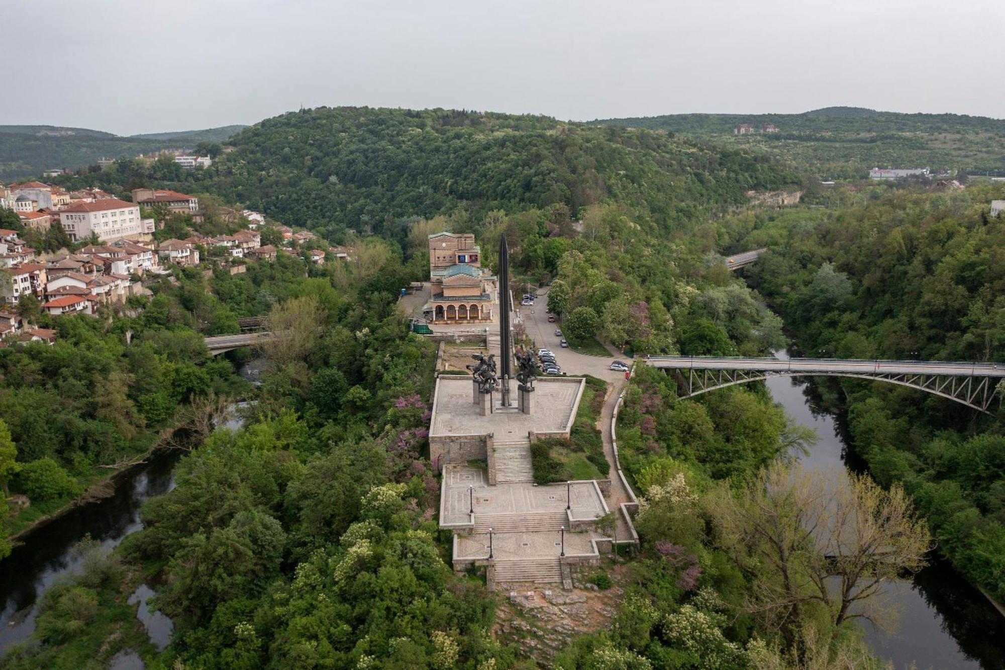 Bobevata Guest House - Floor 2 - Stunning View Old Town Veliko Tŭrnovo Eksteriør bilde
