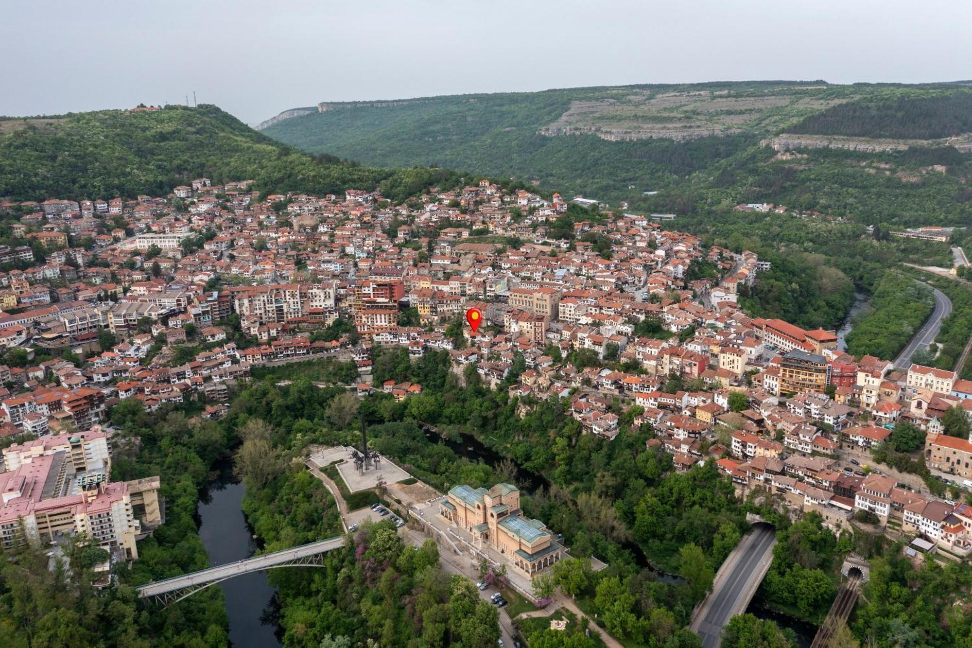 Bobevata Guest House - Floor 2 - Stunning View Old Town Veliko Tŭrnovo Eksteriør bilde